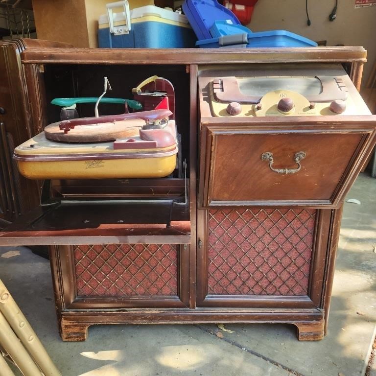 Vintage Mid-Century Zenith Console Stereo