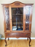 DESIRABLE 1930'S WALNUT GLASS SIDE DISPLAY CABINET