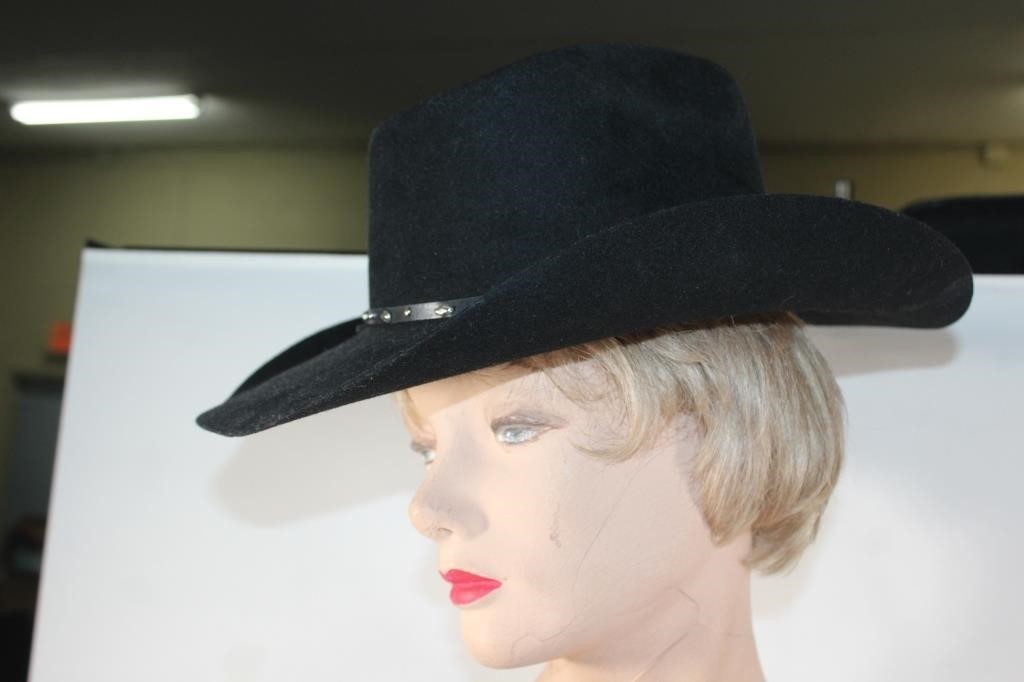 Cody James Cowboy Hat 7 1/8 with Box , 3x Wool