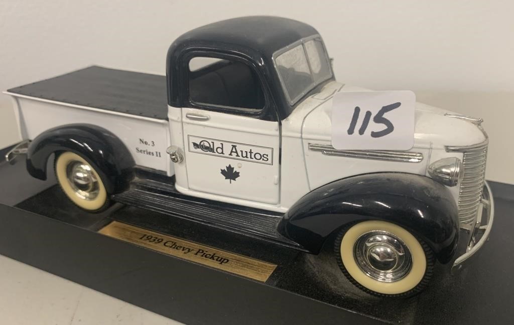 Die Cast Metal1939 Chevy Pickup (7" long)