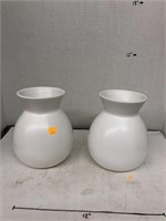 2cnt White Ceramic Vases