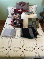 Miscellaneous pillows and full-size quilt with