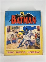 VINTAGE BATMAN JIGSAW PUZZLE W/ BOX