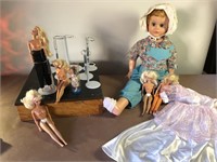 Dolls stands and barbies