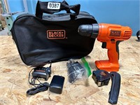 Black & decker cordless drill kit,no battery,works