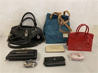 Fossil, A&B, & More Purses