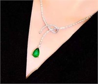 2.5ct Colombian Emerald Necklace 18K Gold