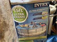 15 Foot Pool with extra pump