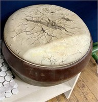 VINTAGE STOOL SEAT