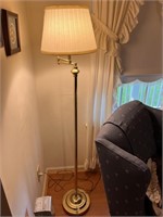 Floor Lamp - Brass Finish with Shade - Approx 5