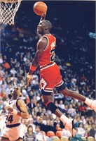 Michael Jordan Autograph  Photo