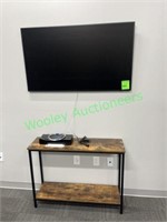 50" Flatscreen TV with Wall Mount