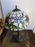 Art Nouveau Tiffany Style Stained Glass Table Lamp