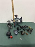 Vintage Spawn and Alien Figure Lot-As Is See Photo