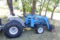 Ford 1920 Utility Tractor w/Ford 7108 Loader