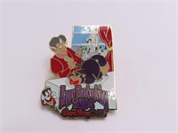 Rare LtdEd Disney 05 Cat Pin