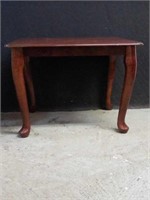 Accent table 
18" x 20" x  20"