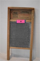 Vintage The Zinc King Liegerie National Washboard