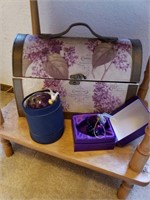 Purple Decor, Box, Ornaments