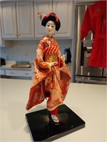 Vintage Beautiful Traditional Geisha statue. Dinin