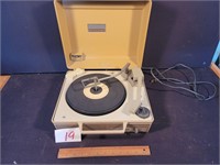 Vintage GE Solid State Automatic Turntable