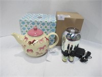 Little Blue House Teapot and Diffuser