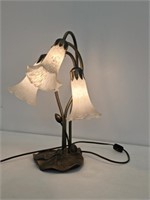 METAL LILY LAMP -16" TALL - SWITCH A BIT TOUCHY