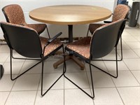 Pedestal Table & 4 Chairs