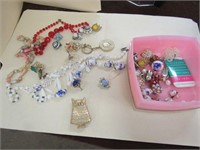 Costume Jewelry Lot Necklaces Glass Beads