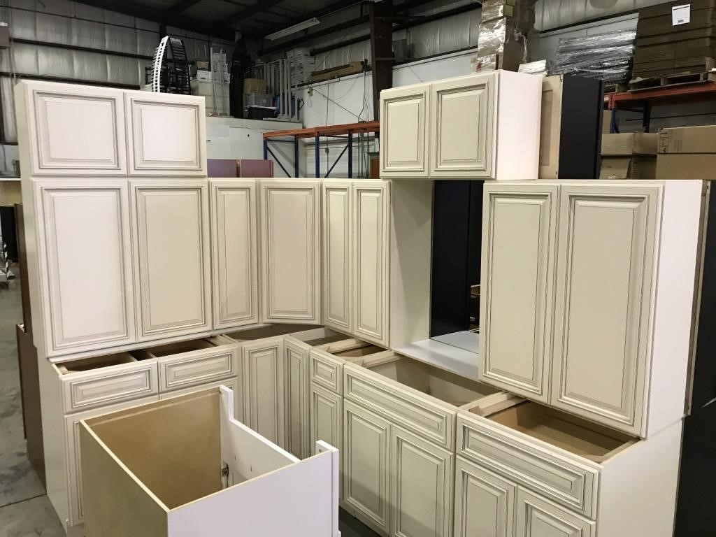 17-Piece Signature Pearl Kitchen Cabinet Set (Includes Cabinet Pulls /  Handles) - Roller Auctions