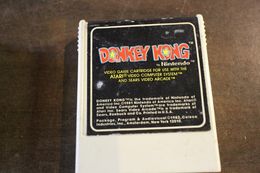 1982 Donkey Kong by Ninetendo