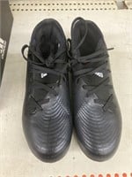Adidas size 2 1/2 sports shoes