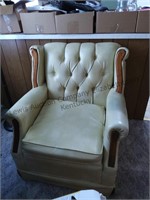 Very nice vintage chair vinyl cream and color