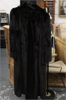 Woman' Fur Coat 51" long size M