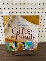 BOOK - GIFTS FOR FAMILY
