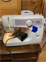 Brother LS-1520 Sewing Machine (working)