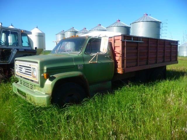 1975 Chev C60 Grain Truck  Not Running Not Seized