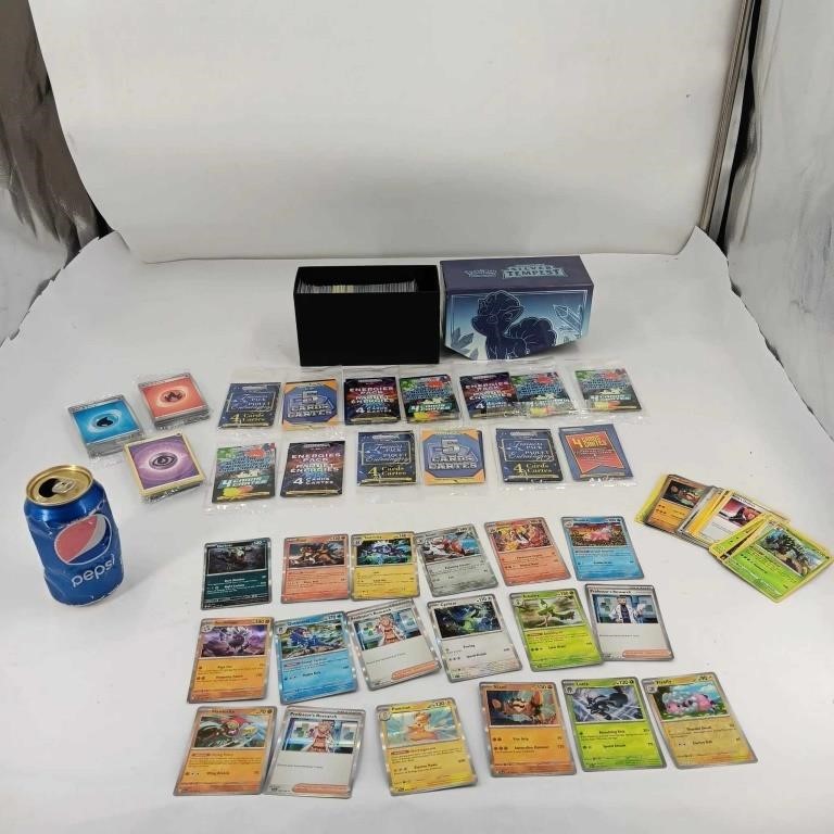 250 cartes pokemon avec paquets mystère