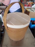 Poly Picnic Bucket w/Canning Jar Rings