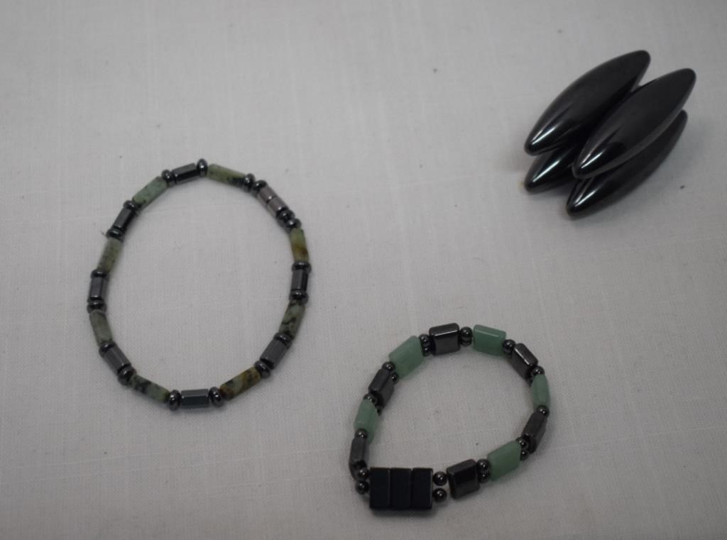 Jade & Magnetic Bead Bracelets & Four Magnets