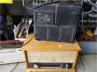 3 vintage radios untested