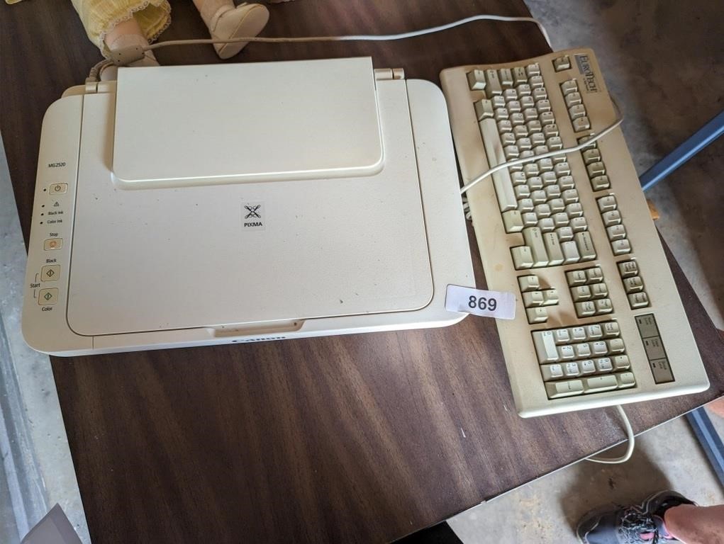 Canon Copier and Keyboard