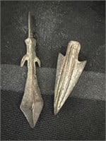Pair of very antique bronze arrowheads from