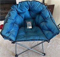 91 - EXTRA PADDED CLUB CHAIR