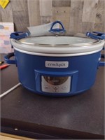 Crock Pot - Turns on