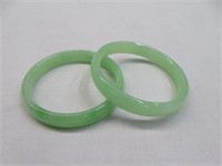 PAIR BANGLE GLASS BRACELETS