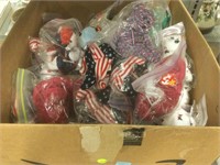 Box of assorted Ty beanie babies. Patriotic and