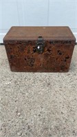 Antique Globe Steel Box