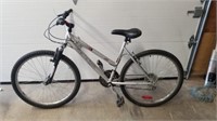 Raleigh Summit 18spd 26" Sold As Is