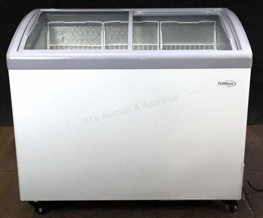 Premium Rolling Freezer Showcase Model Pfr740g